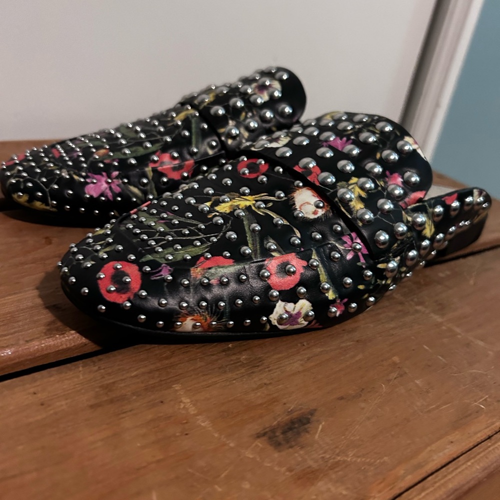 Size 9.5 | Vince Camuto - Picture 2 of 6